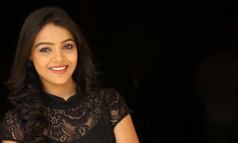 Nitya Shetty Photos At Padesave Interview