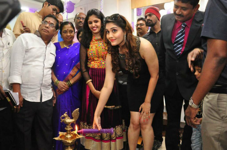 Surbhi Puranik at Naturals Franchise Salon Launch