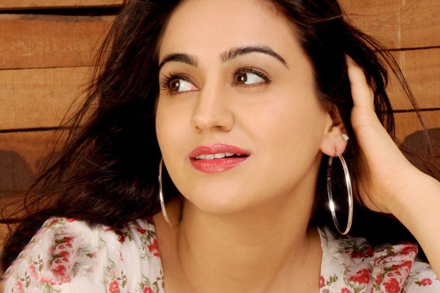 Aksha Pardasany Photoshoot Stills