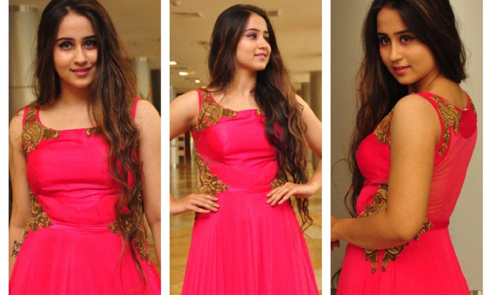 Simrath Juneja Photos At Citi Hi Life Exhibition