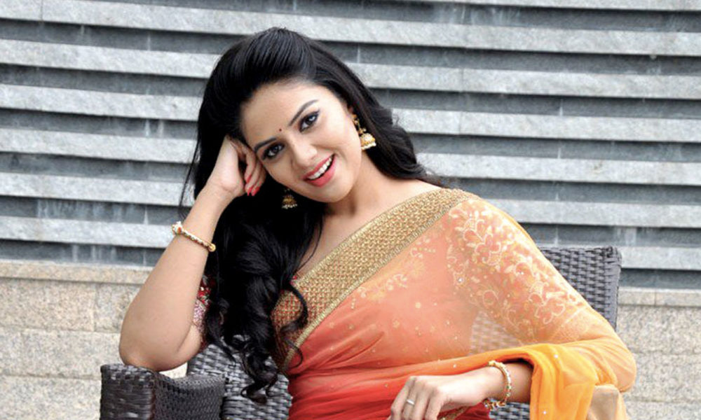 SriMukhi in Saree Photos