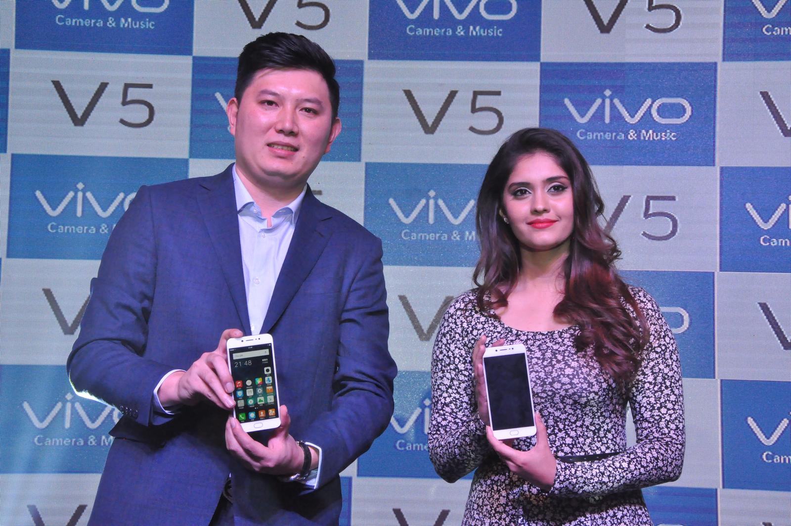 Surabhi Launching Vivo V5 Phone
