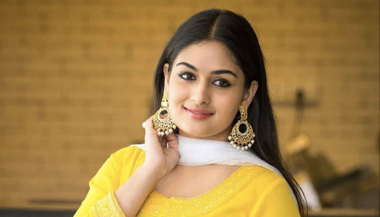 Prayaga Martin in Yellow