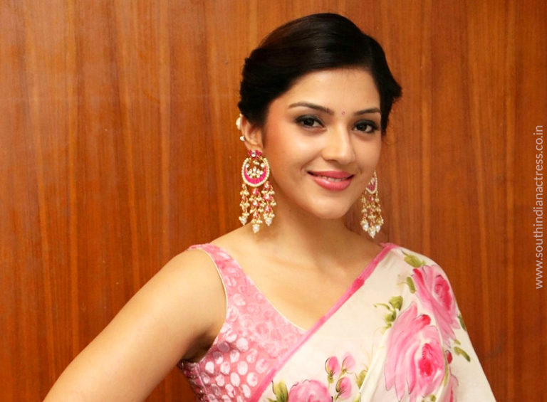 Mehreen Pirzada at Nenjil Thunivirunthal Trailer Launch