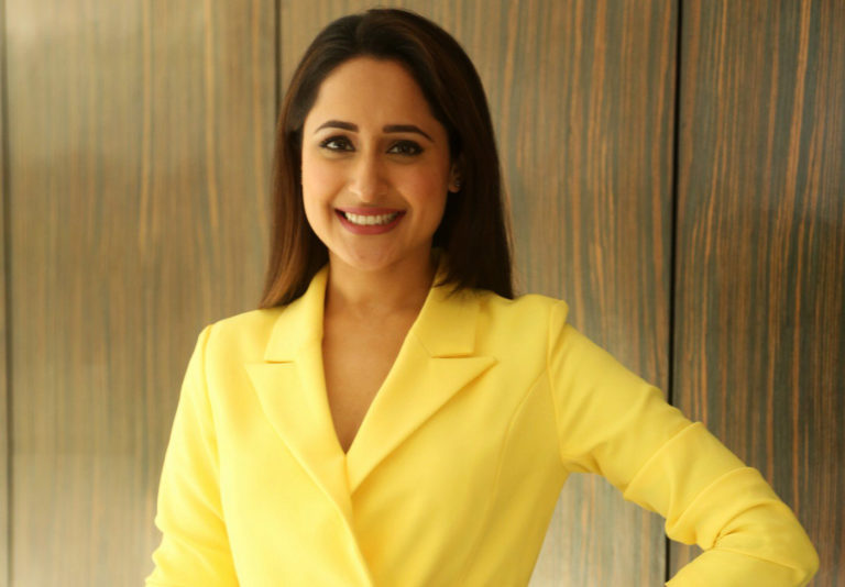 Pragya Jaiswal at edom Jarcar Offer Winners Announcement