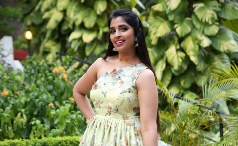 Anchor Syamala at Naa Peru Surya success meet