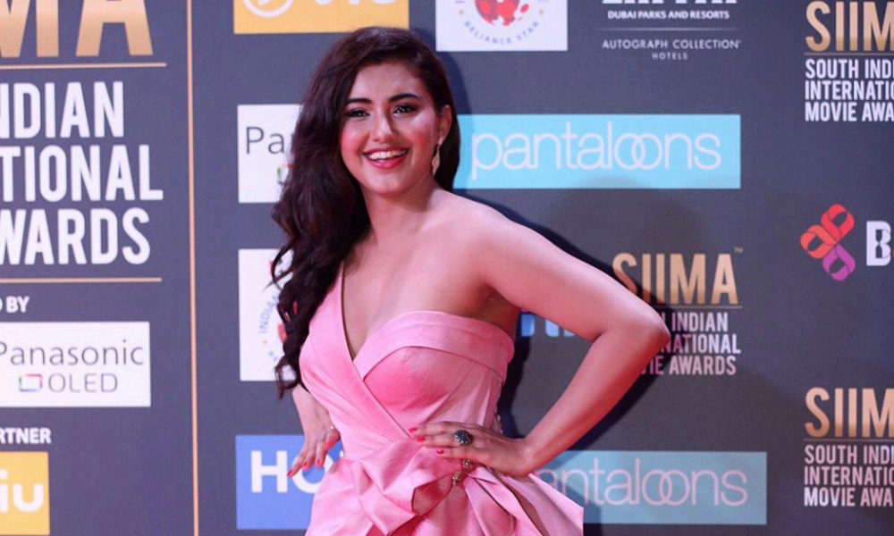 Malvika Sharma at SIIMA 2018
