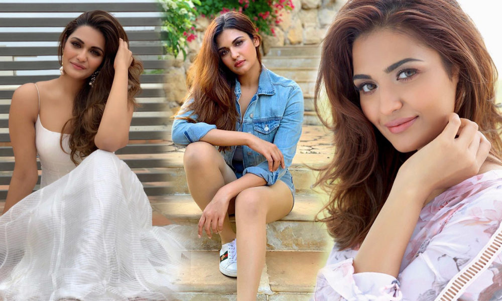 Arthi Venkatesh Photoshoot stills