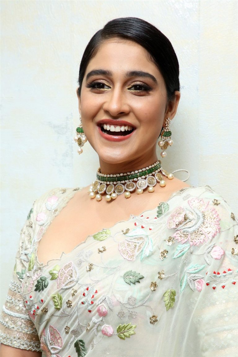 Regina Cassandra At Kalasha Jewels Signature Bridal Lounge Launch South Indian Actress 6450