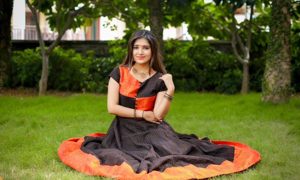 Vani Bhojan stills by Kiran SA Photography