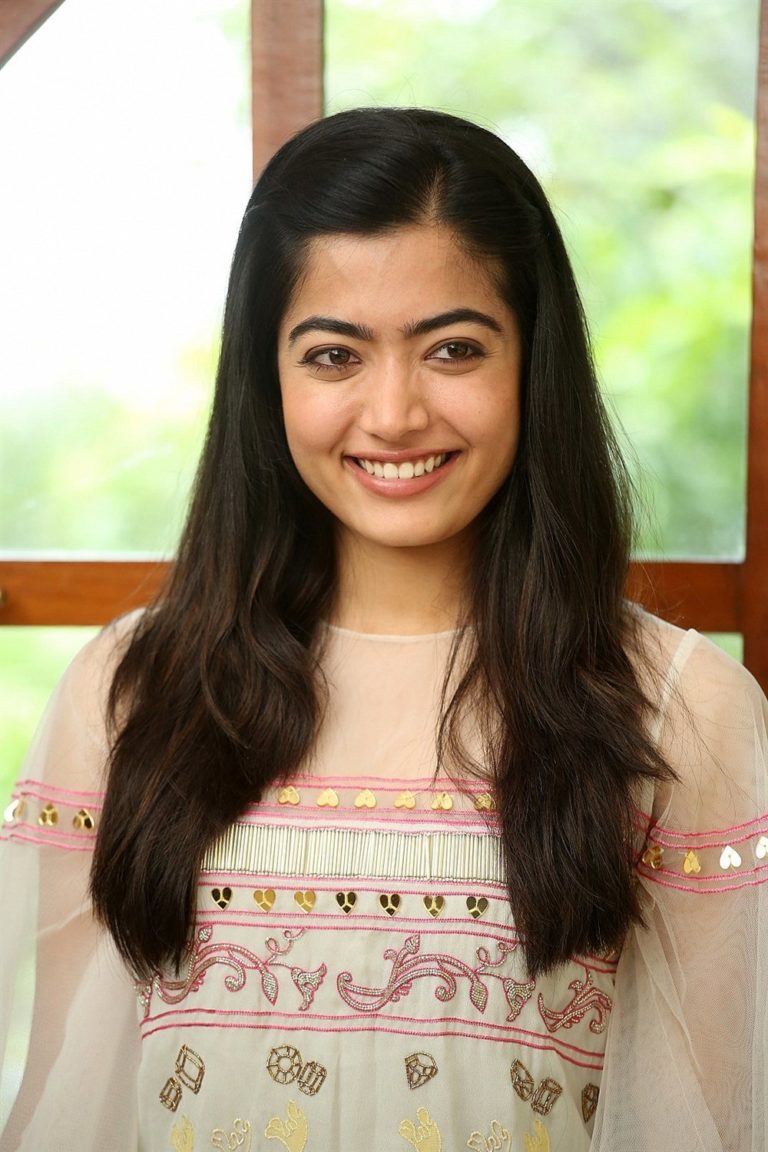 Dear Comrade Heroine Rashmika Mandanna Interview Photos - South Indian ...