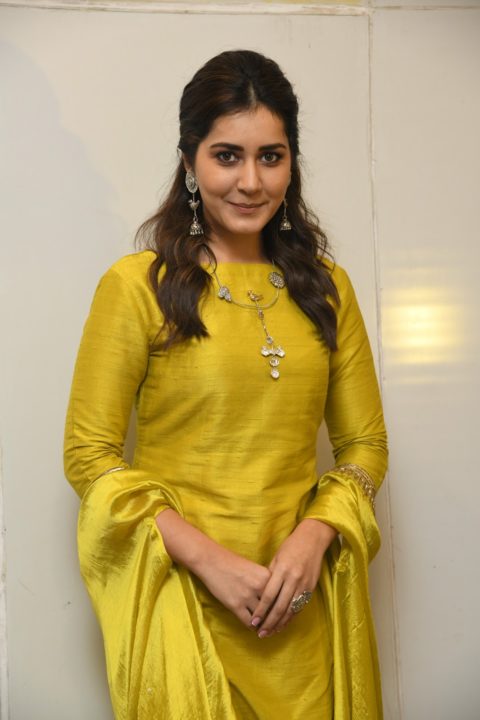 Raashi Khanna at Kousalya Krishnamurthy Pre Release