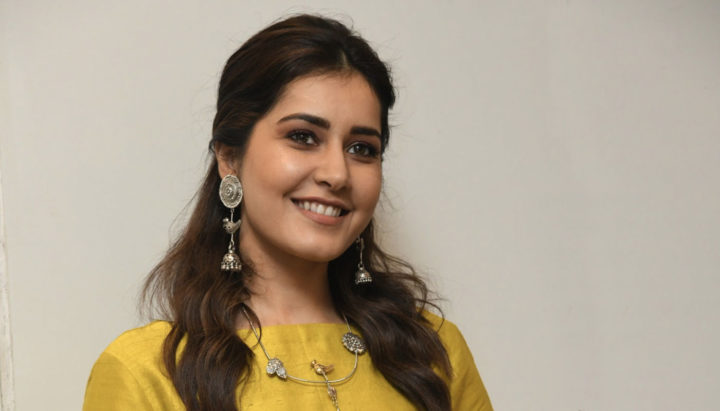 Raashi Khanna at Kousalya Krishnamurthy Pre Release