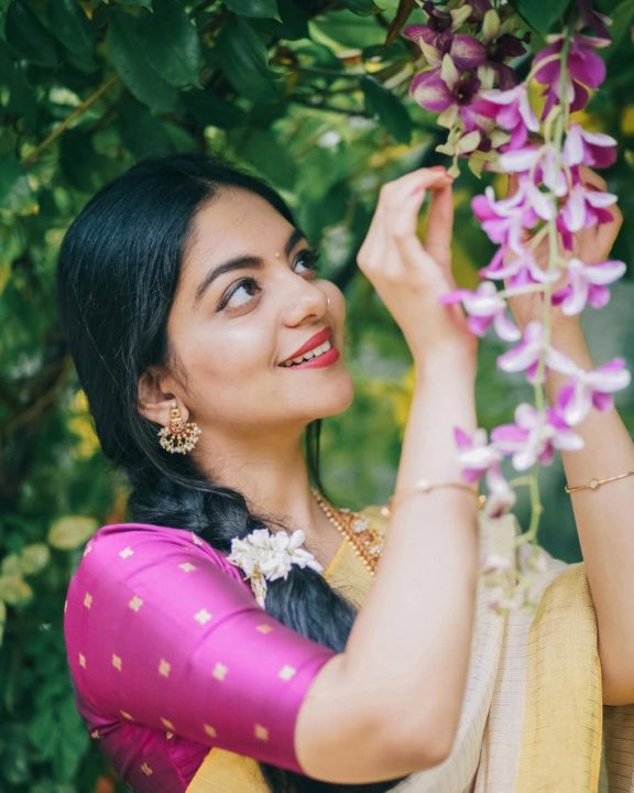 Ahaana Krishna in Kerala Saree