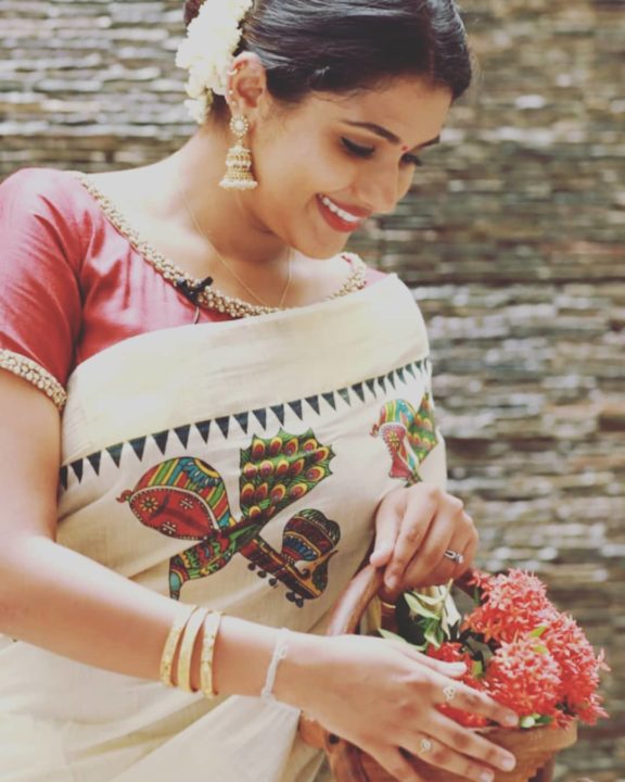 Alina Padikkal in Kerala Saree