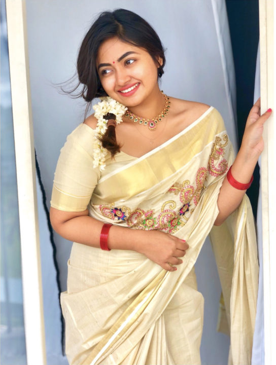 Shaalin Zoya in Kerala Saree