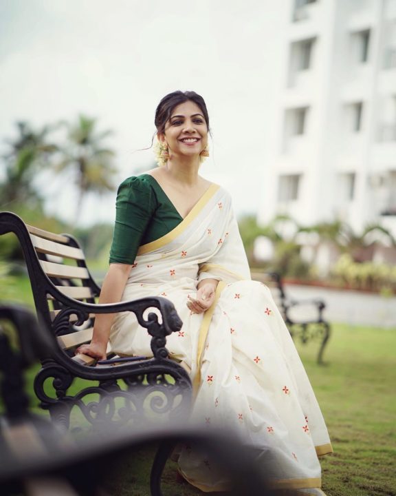 Madonna Sebastian in Kerala Saree