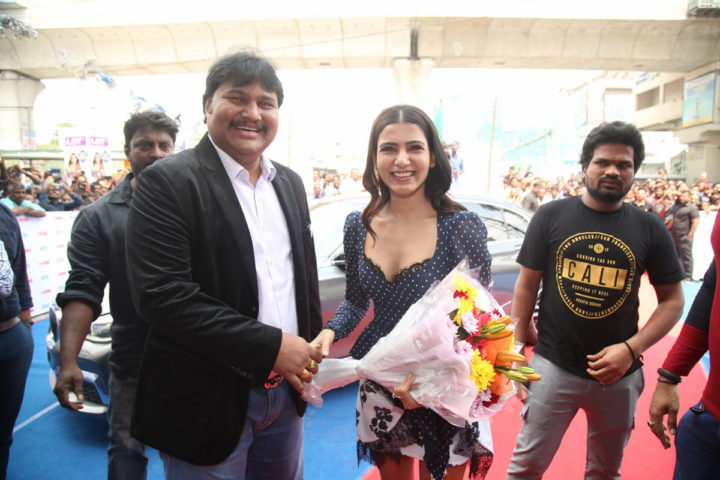 Samantha Akkineni launches OnePlus Mobiles at Big C