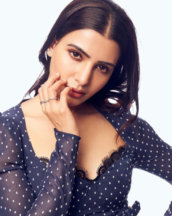 Samantha Akkineni launches OnePlus Mobiles at Big C