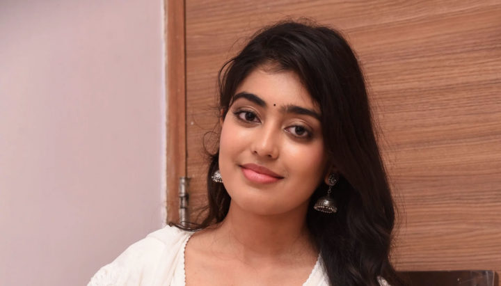 Gargeyi Yellapragada stills at Evvariki Cheppoddu Pre-Release