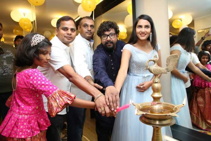 Actress Himaja Inaugurates BeYou Salon at Suchitra