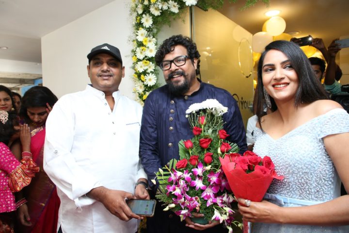 Actress Himaja Inaugurates BeYou Salon at Suchitra