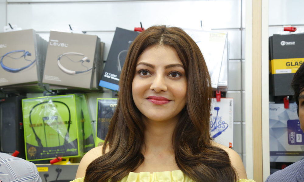 Kajal Aggarwal launches Happi Mobiles at Vizag