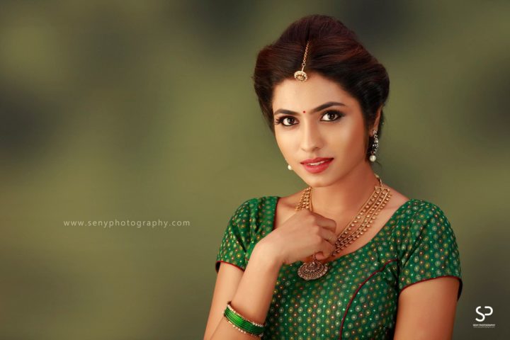 Zoya Mirza photoshoot stills by Seny P Arukattu