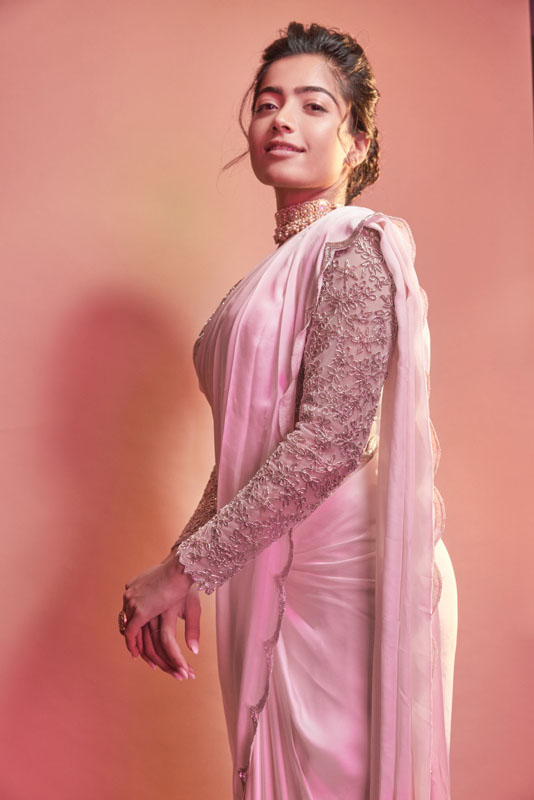 Rashmika Mandanna photoshoot stills in pink saree