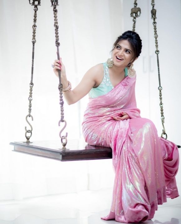 Dhivyadharshini saree stills at Dancing Super Stars