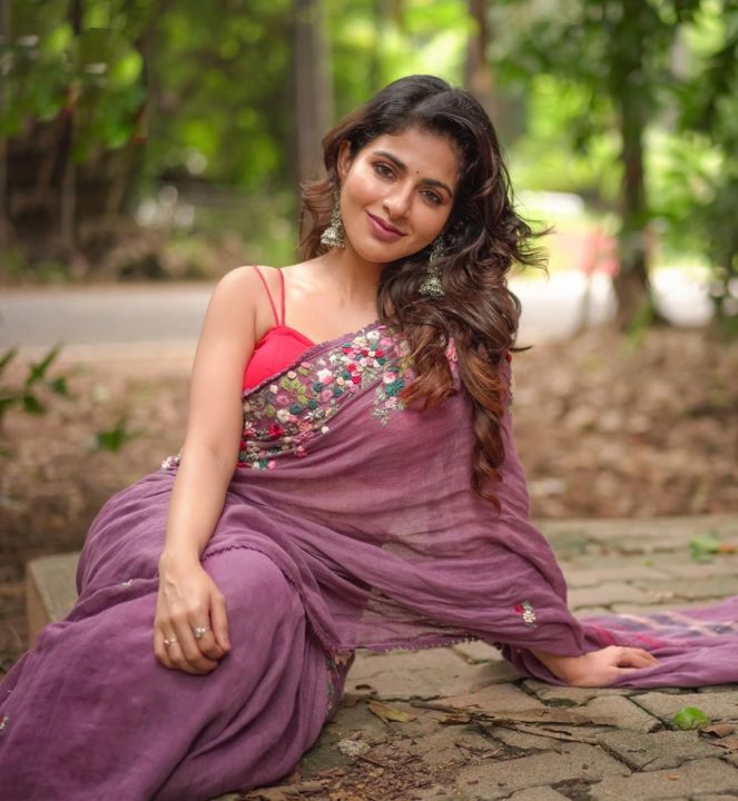 Iswarya Menon saree stills