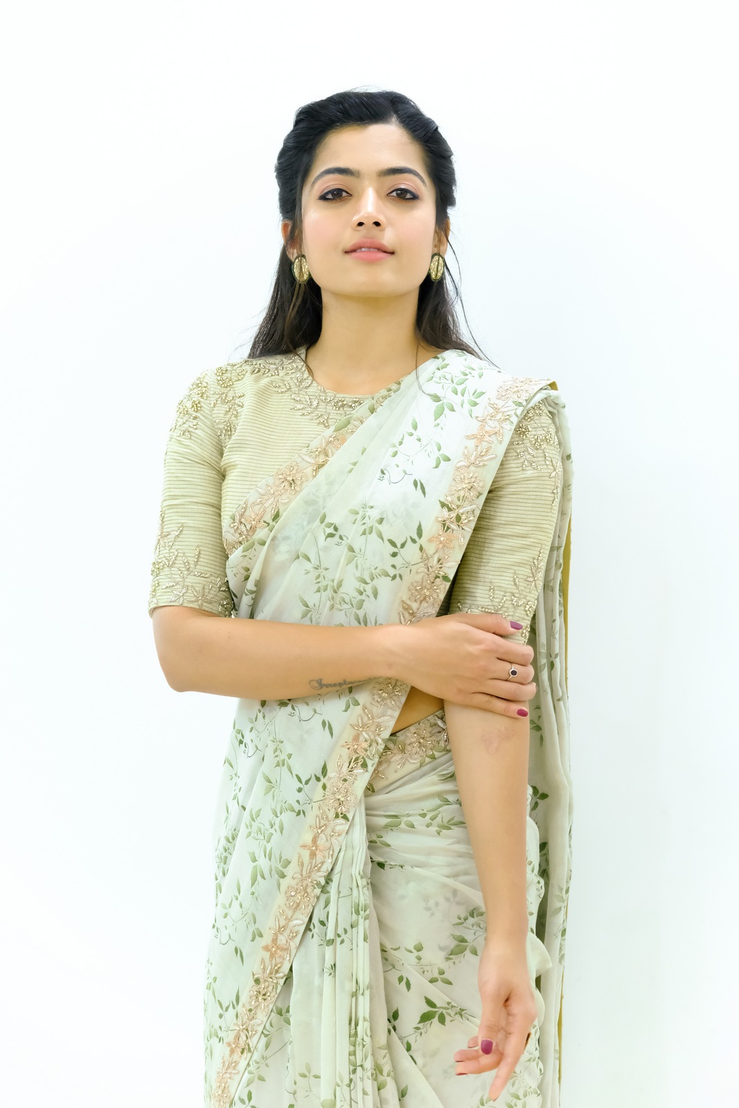 Rashmika Mandanna beautiful stills in ivory saree - South Indian ...