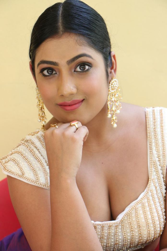 Sindura Rout hot cleavage stills from Naku Edhe First Time Movie Trailer Launch