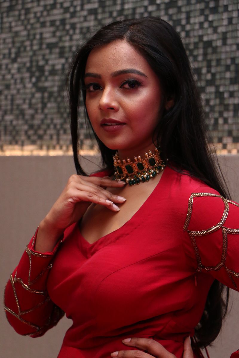 Nithya Shetty at O Pitta Katha Pre-Release Event