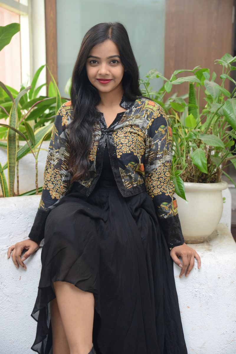 Nitya Shetty at O Pitta Katha Interview Stills