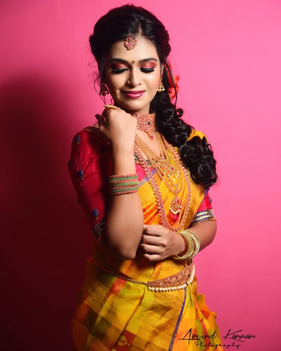 Dharsha Gupta saree photos