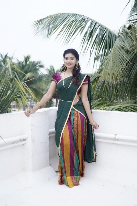 Dharsha Gupta saree photos