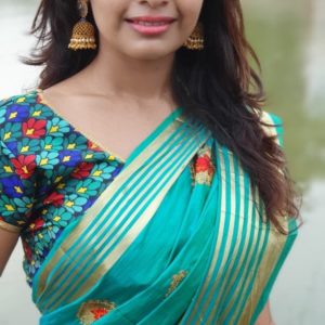 Dharsha Gupta saree photos