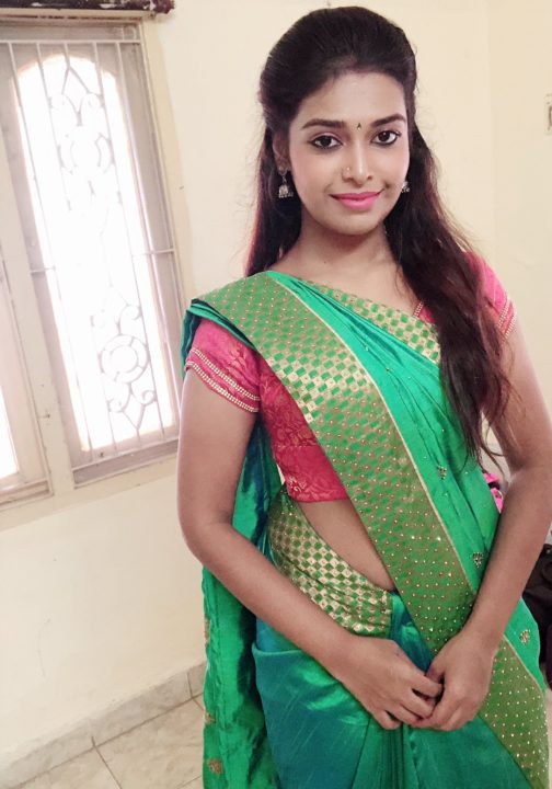 Dharsha Gupta saree photos