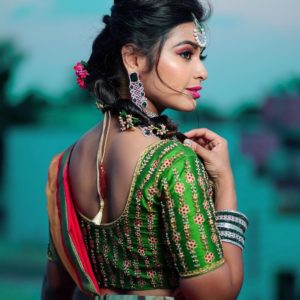 Dharsha Gupta saree photos