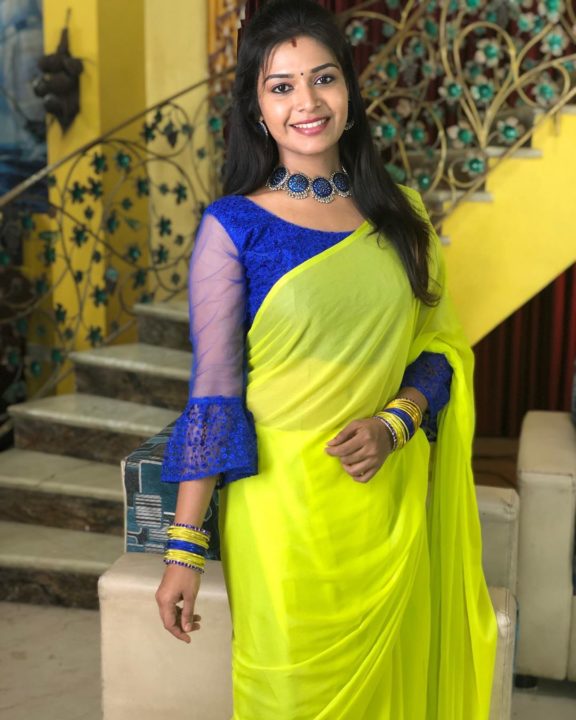 Dharsha Gupta saree photos