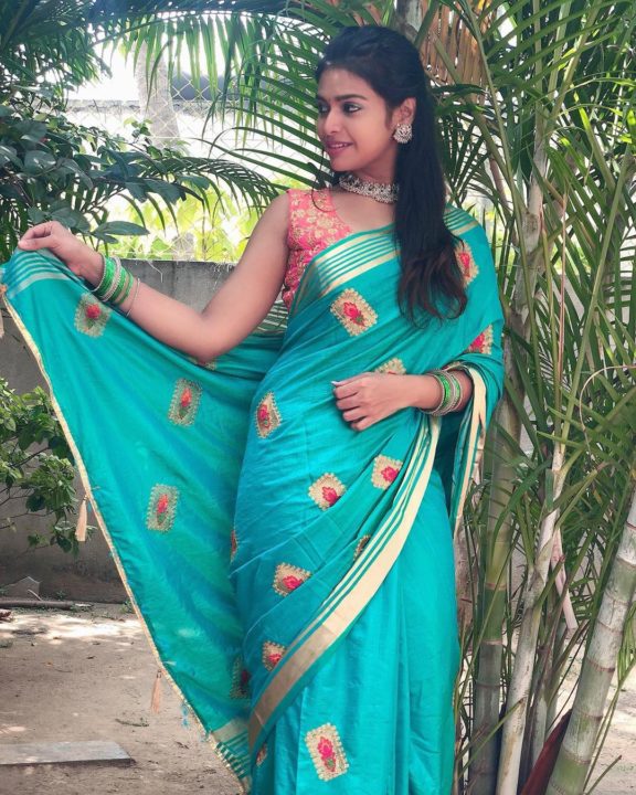 Dharsha Gupta saree photos