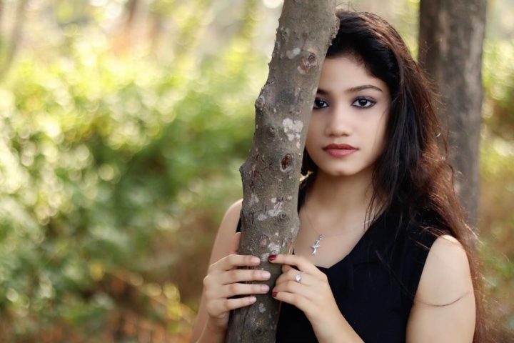 Malayalam actress Jasnya Jayadeesh photos