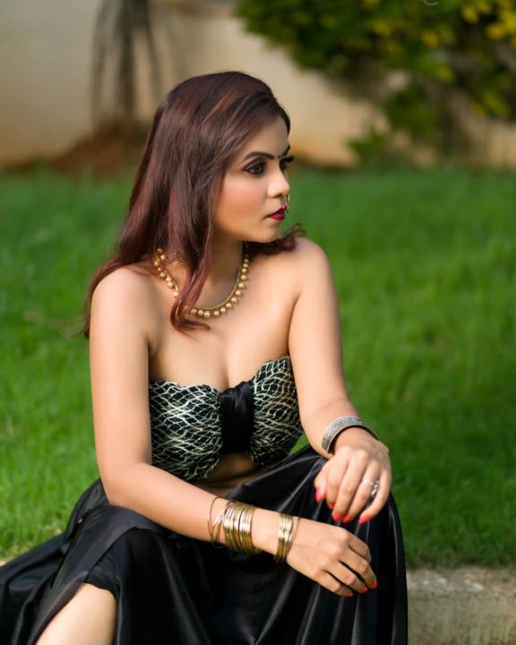 Jeevitha Venkatesan hot photoshoot stills