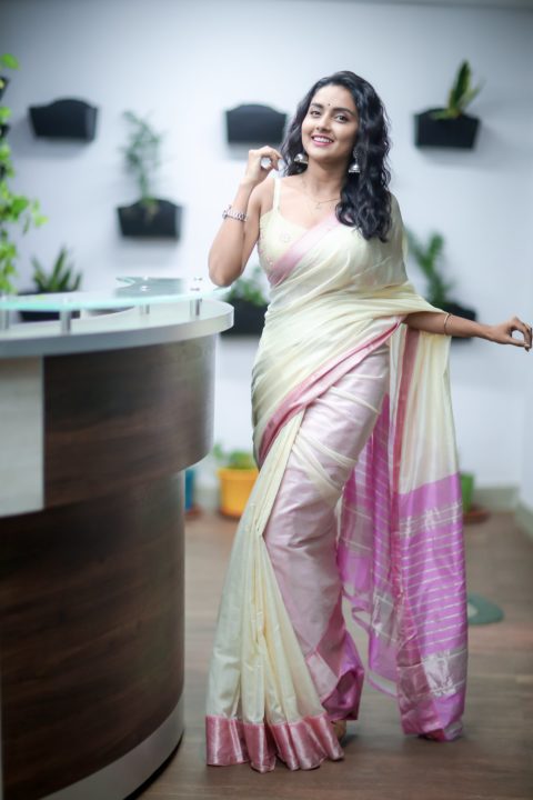 Mahima Nambiar - South Indian actress photos in saree