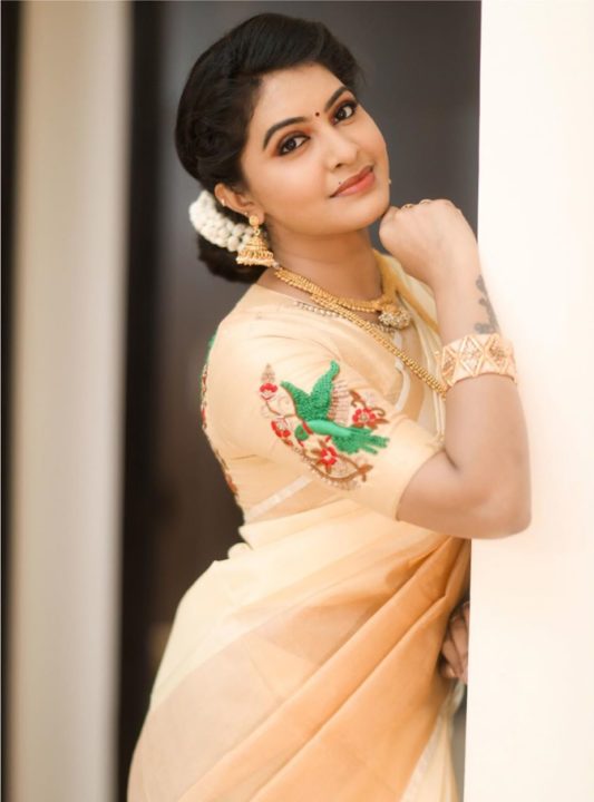 Rachitha Mahalakshmi - South Indian actress photos in saree