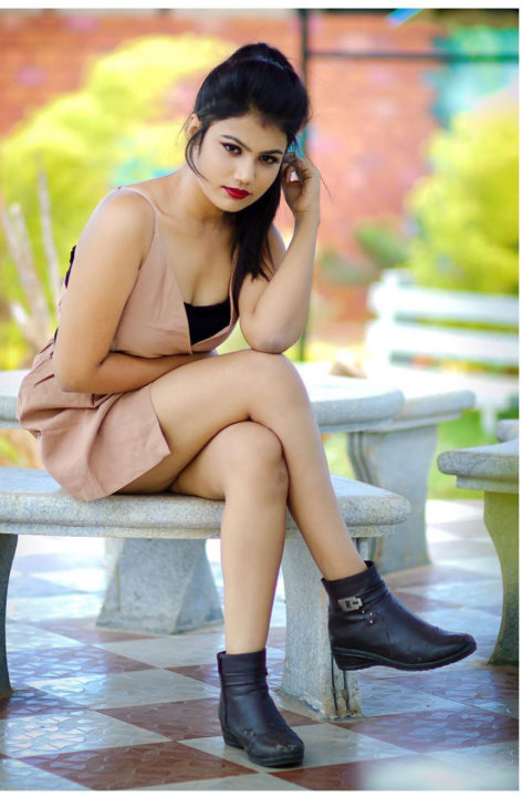 Bengaluru model Rasinii Gowda hot photoshoot stills