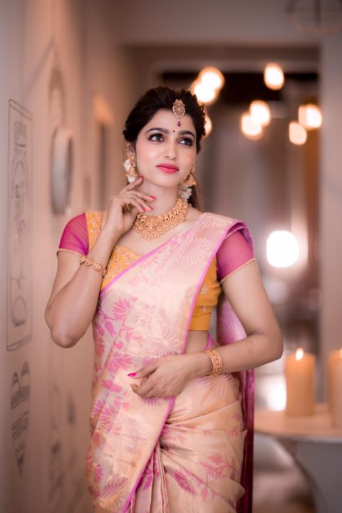 Sai Dhanshika - South Indian actress photos in saree