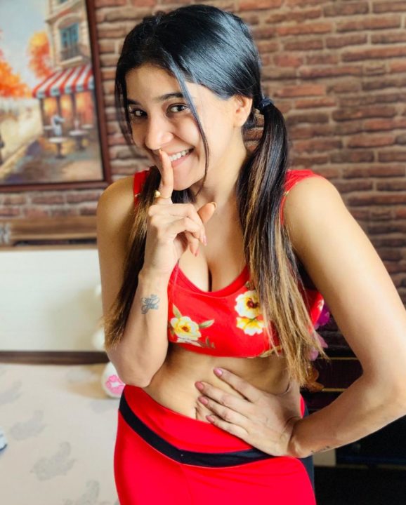 Sakshi Agarwal lockdown days photos