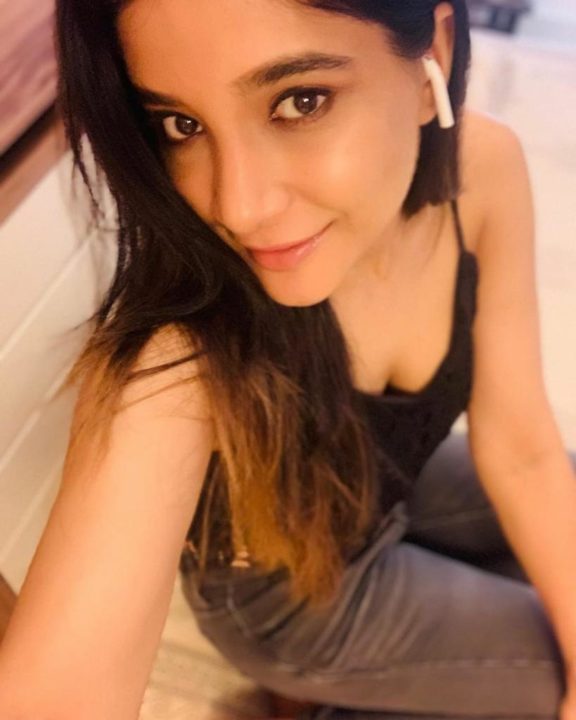 Sakshi Agarwal lockdown days photos